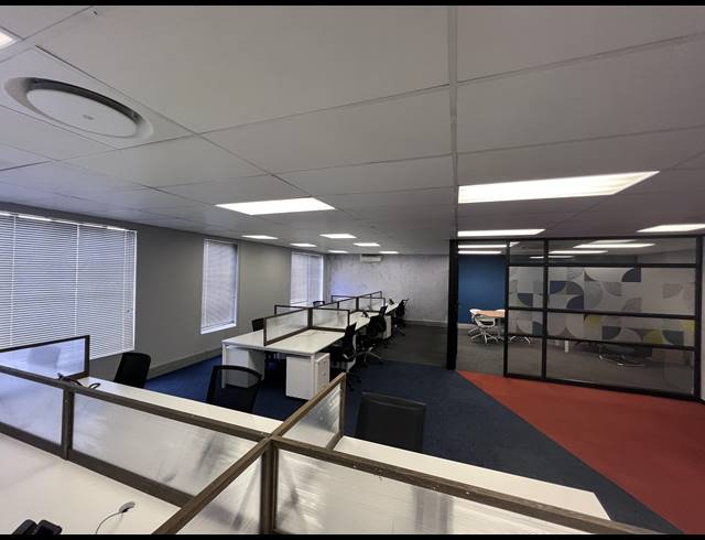 148M² OFFICE TO LET IN FORESHORE